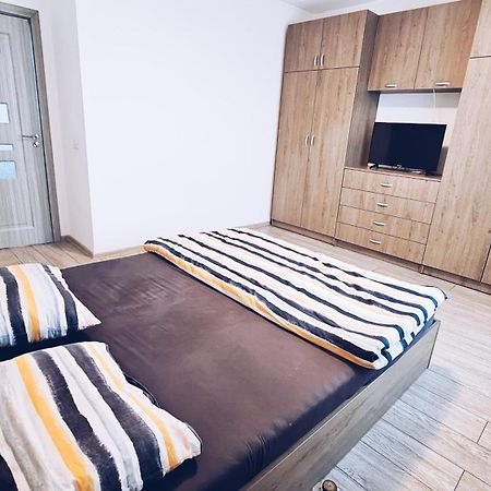Apartament Dem Radulescu 3 Camere! Ramnicu Valcea Exterior foto