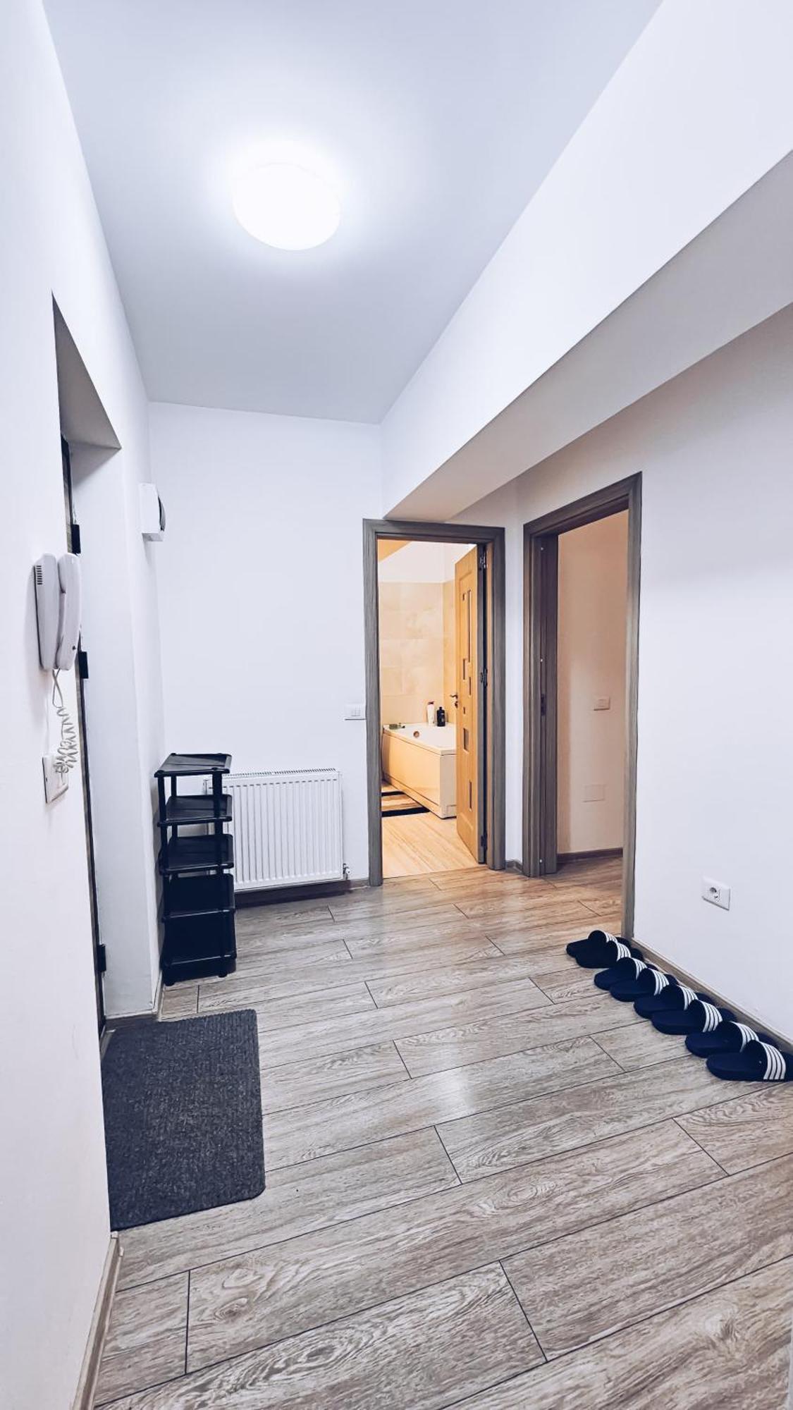 Apartament Dem Radulescu 3 Camere! Ramnicu Valcea Exterior foto